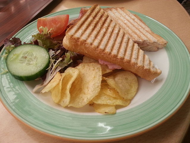 Sandwich and crisps